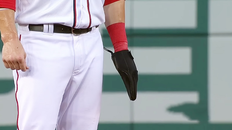 Glove-That-Mlb-Base-Runners-Wear