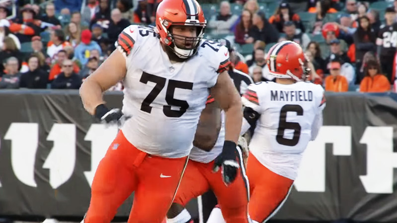 Joel-Bitonio-Been-In-The-Nfl