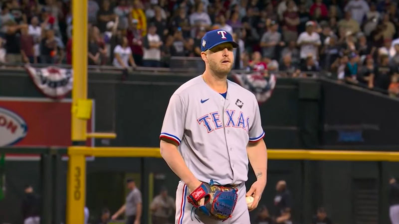 Popular Glove Models for Left-Handed Players