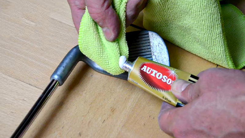 Is Metal Polish for Golf Clubs Good?