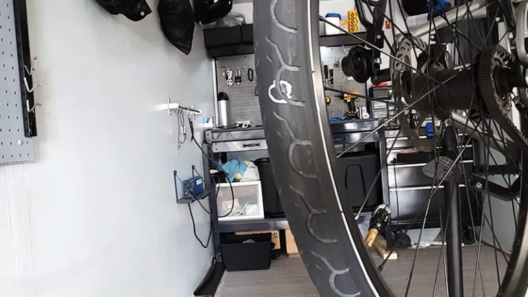 slime for road bike tires