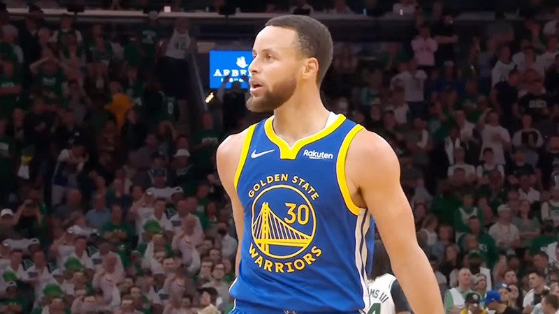 Rich Is Stephen Curry