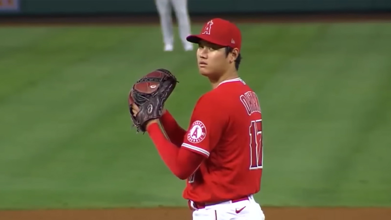 What Type Of Glove Does Shohei Ohtani Use