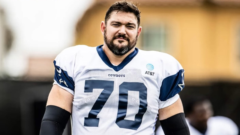 How Many Penalties Did Zack Martin Have?