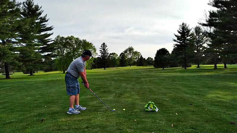 far can an average golfer hit a 9 wood