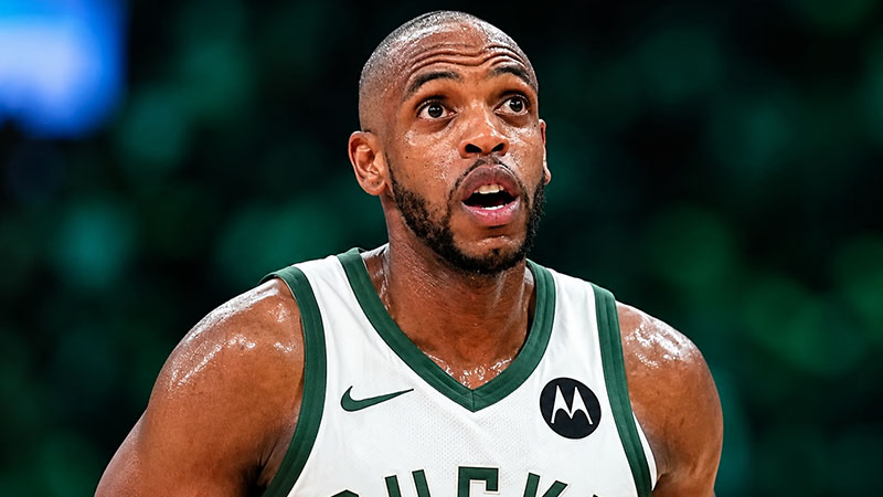 Is Khris Middleton a Good Defender