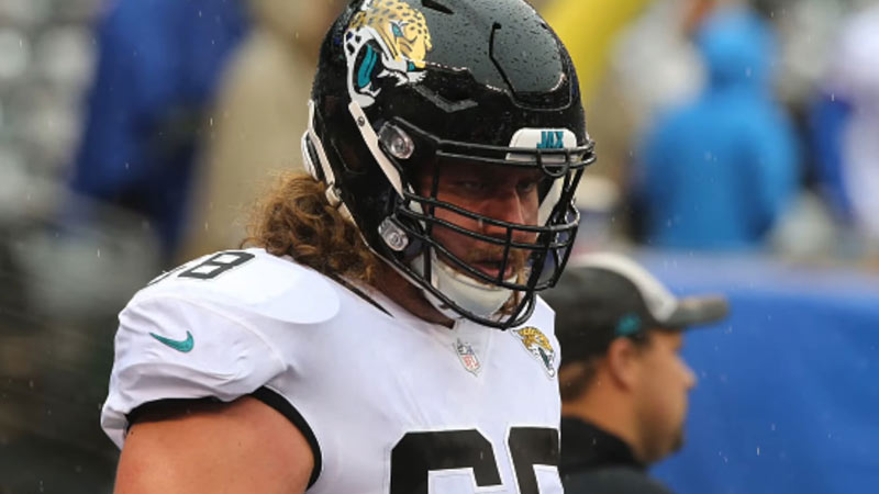 Why Is Joe Thuney’s Sack Record Significant in the NFL?