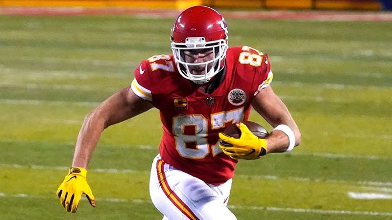 What Nike Products Does Travis Kelce Use on the Field?