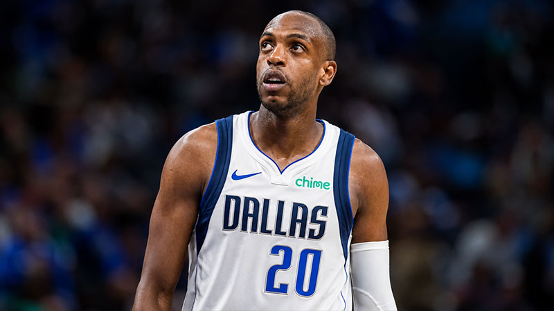 What Shoes Does Khris Middleton Wear