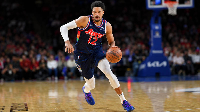 What Shoes Does Tobias Harris Wear