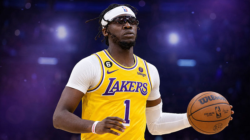 Why Does Reggie Jackson Wear Goggles