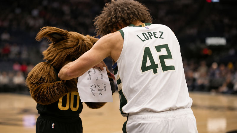 Why Does Robin Lopez Hate Mascots