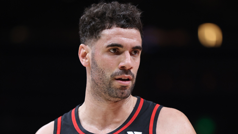 Why is Georges Niang Called Minivan