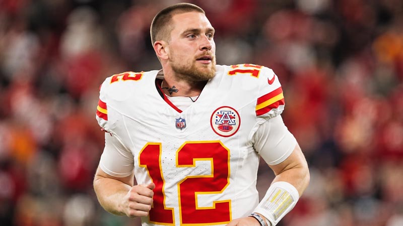 is shane buechele still with the chiefs