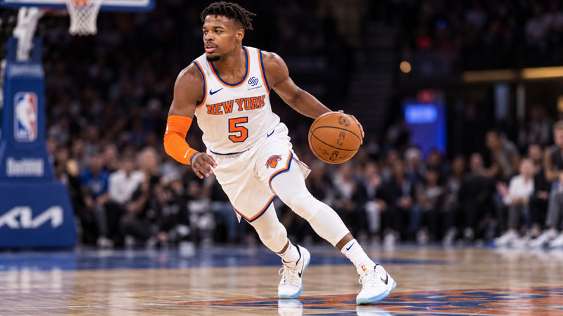 what shoes does dennis smith jr wear