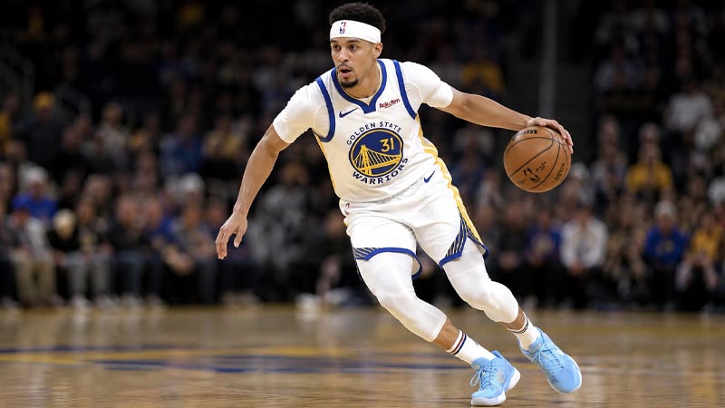 what shoes does seth curry wear