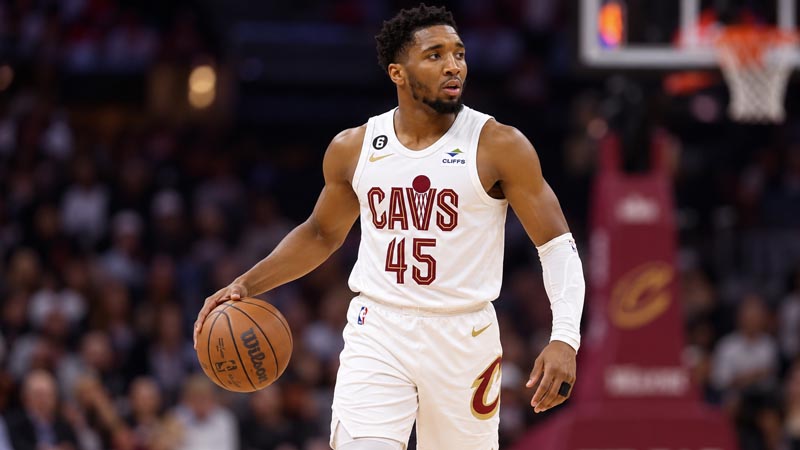 why donovan mitchell wear 45