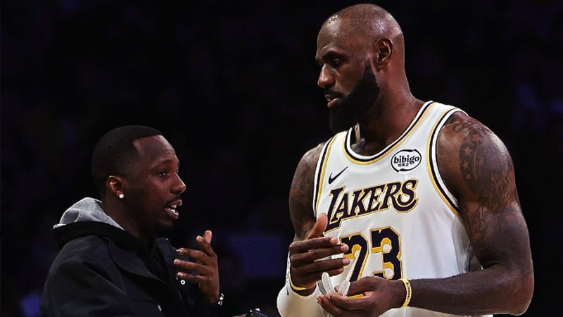 Are LeBron James and Draymond Green Friends