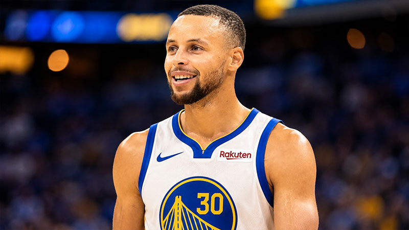 Is Stephen Curry Retired