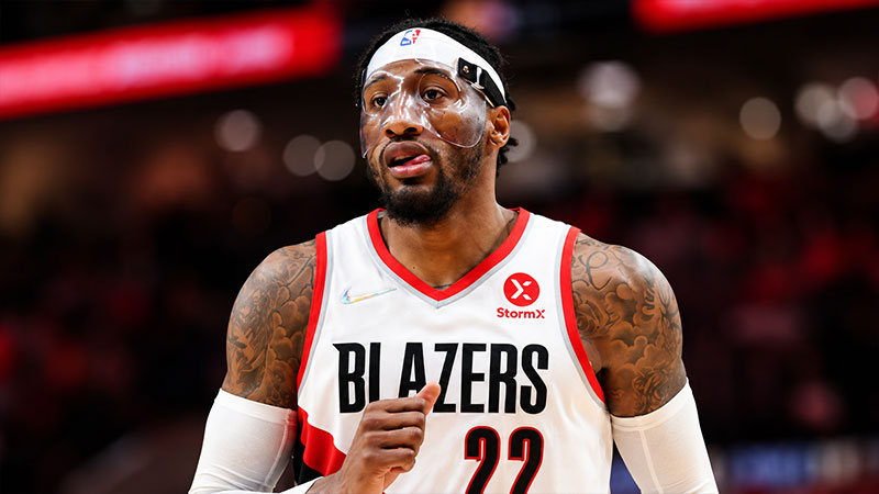 Why is Robert Covington Wearing a Mask