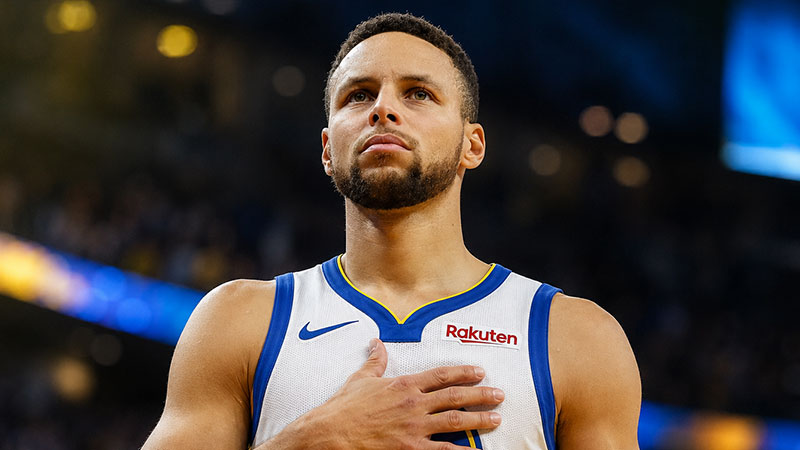 Why is Steph Curry Coming Off the Bench
