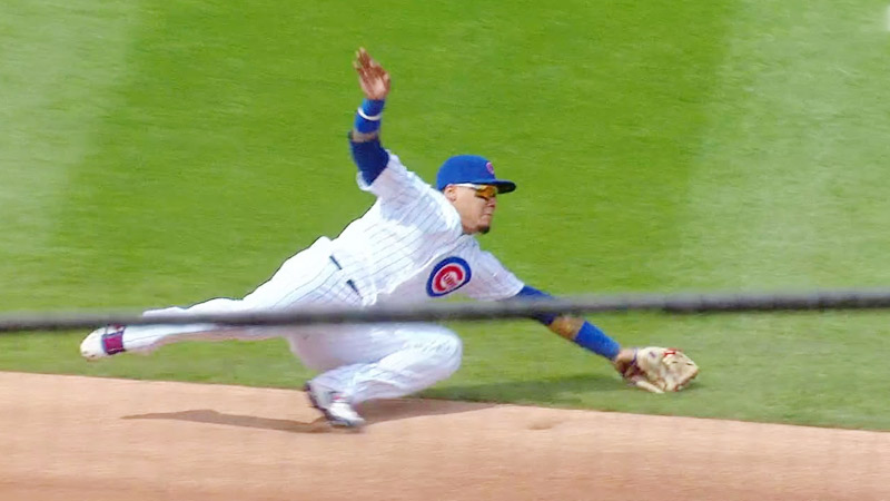 Javier Baez Wear on His Thumb When Sliding