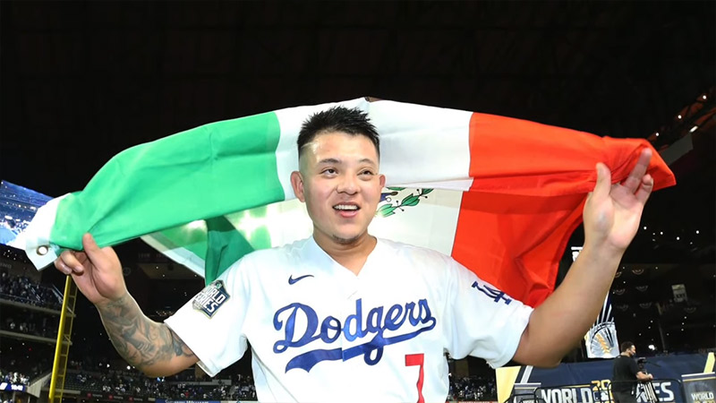 What Wrong With Julio Urias Eye
