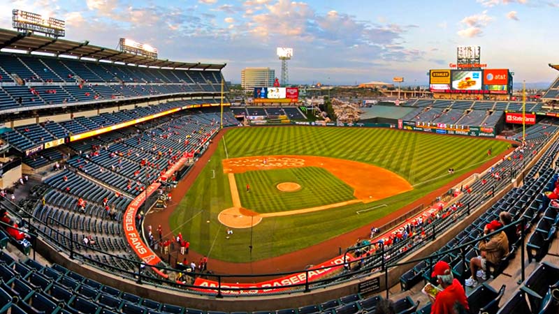 Angel Stadium of Anaheim - Los Angeles Angels