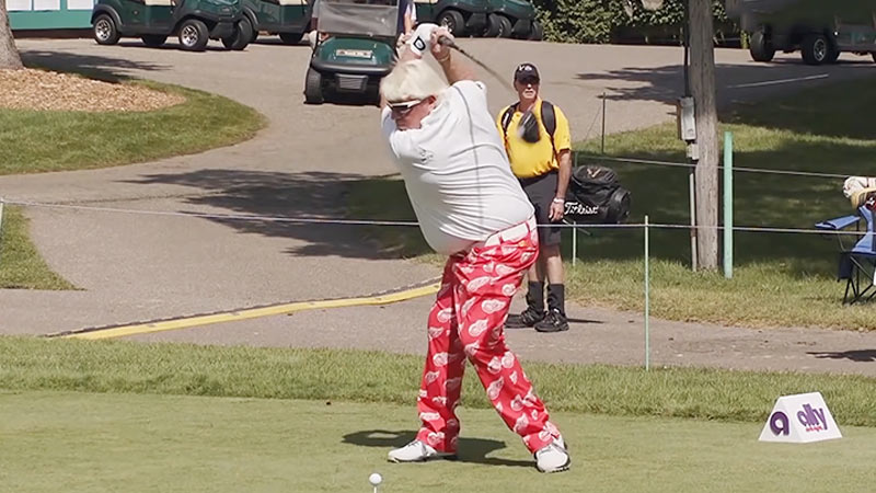why did john daly withdraw