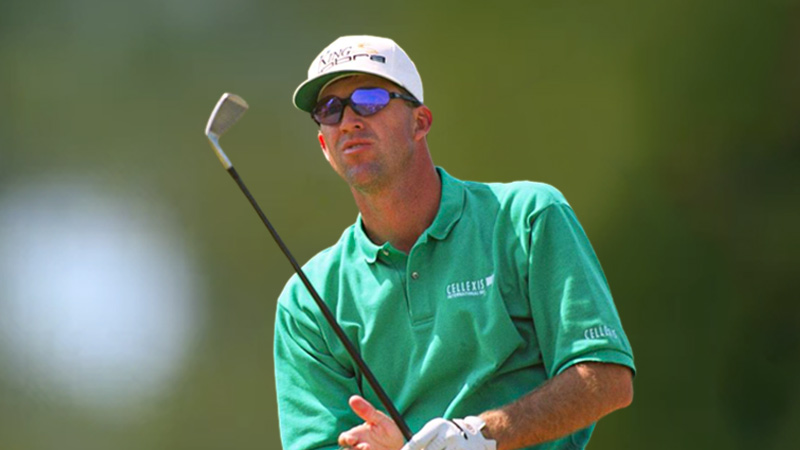 why is golfer steve jones so popular