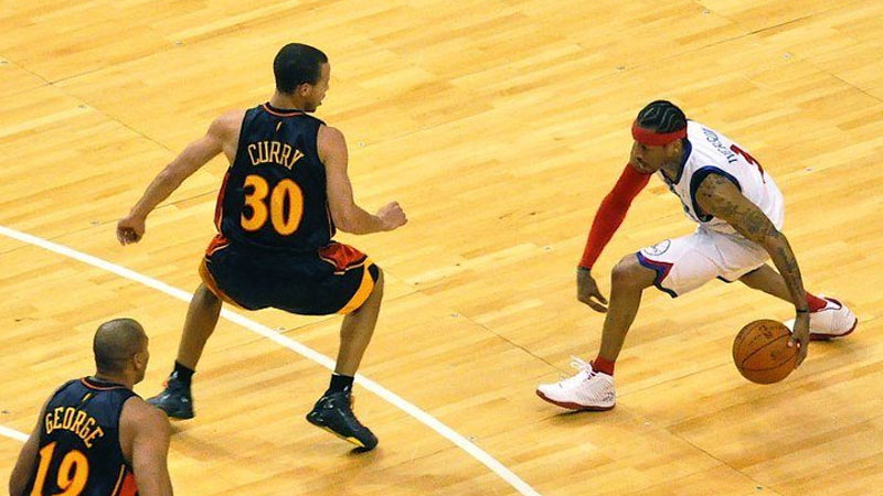 Crossover Dribble