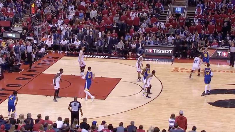 How to Beat a Box and 1 in Basketball