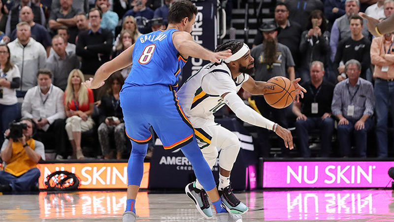 What Is the NBA Rule on Held Ball in Basketball?