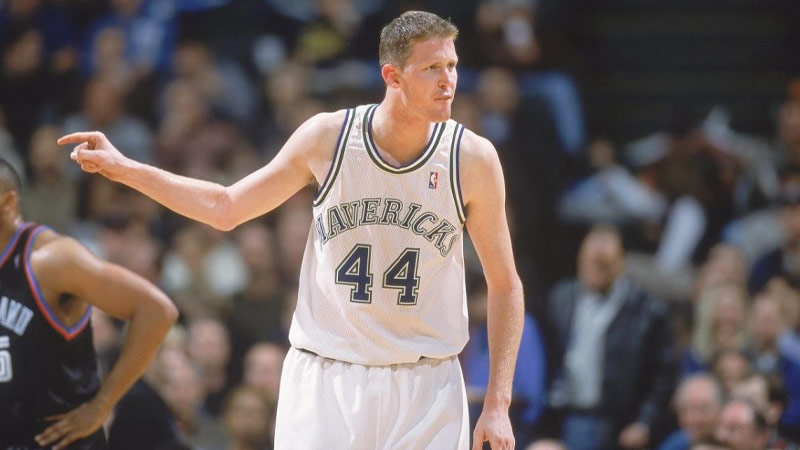 Shawn Bradley (2.29 meters)