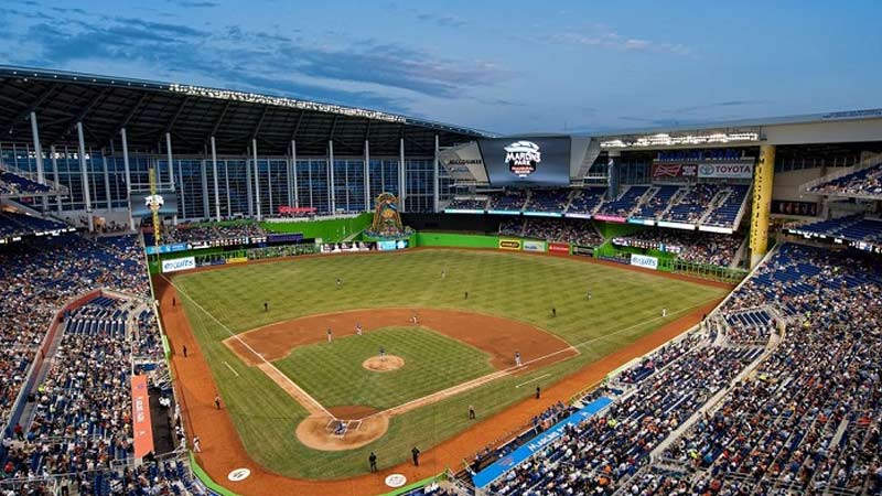 loanDepot Park (Miami Marlins)