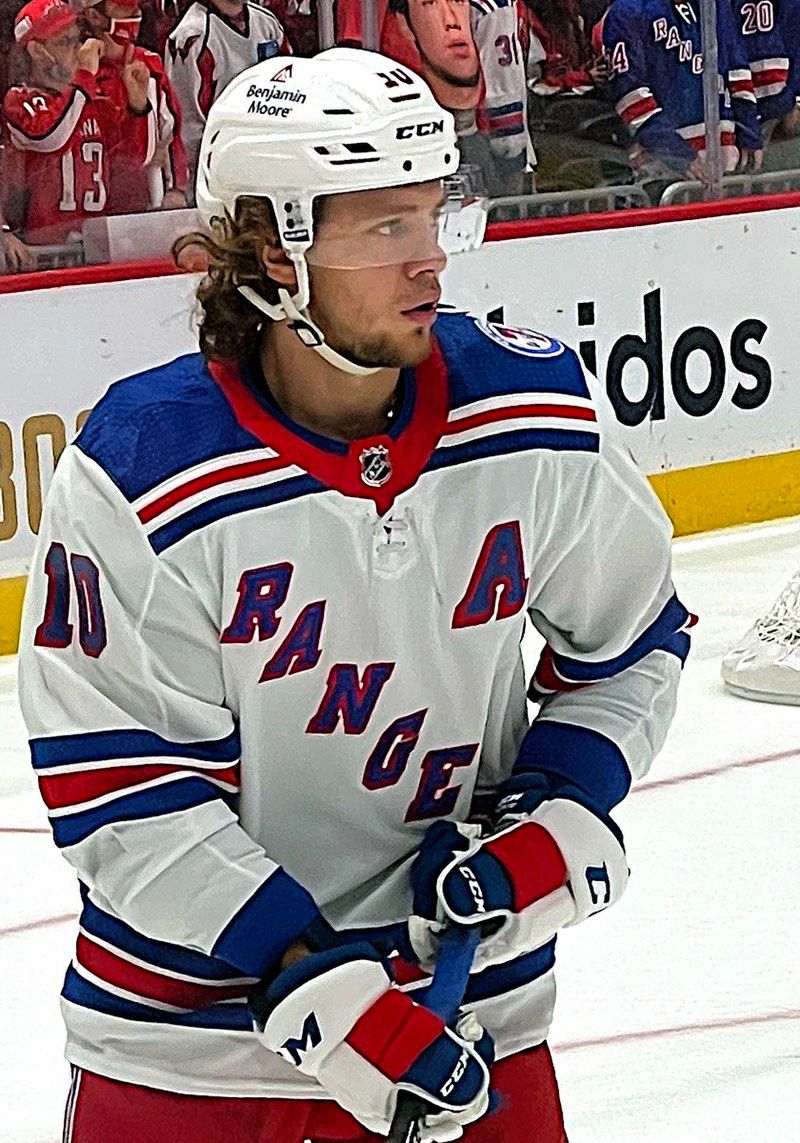Artemi_Panarin__12