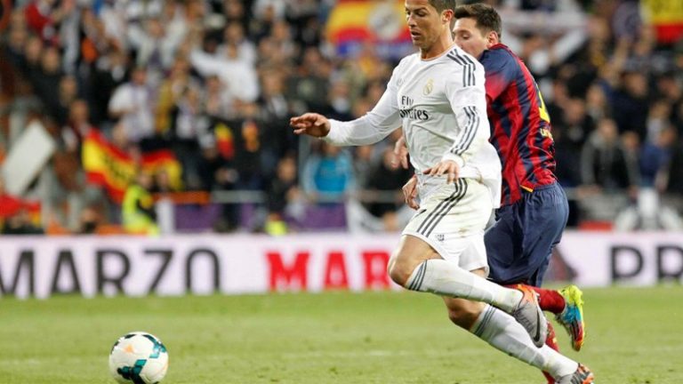 A Guide on the Types of Soccer Passes - Metro League