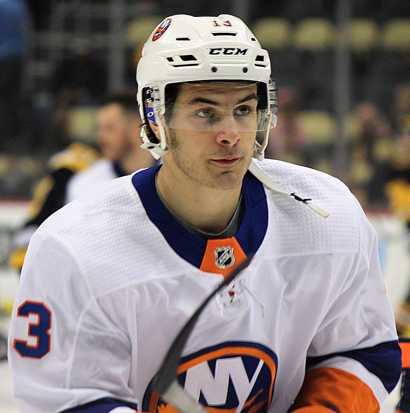 Mathew_Barzal__14
