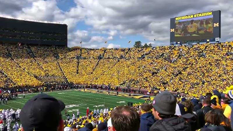 Top 5 Biggest College Football Stadiums