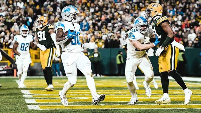 Detroit Lions vs. Green Bay Packers 