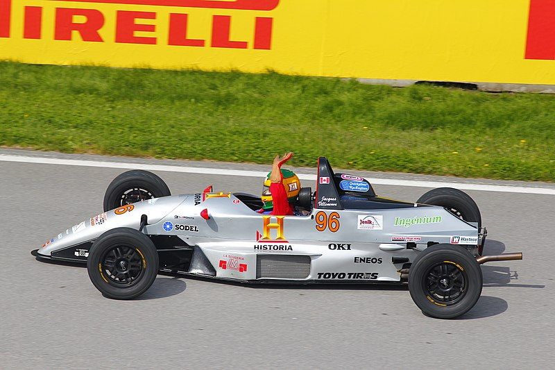Jacques_Villeneuve_(racing_driver,_born_1953)__19