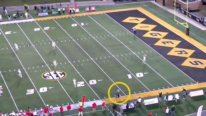 Requirements to Be a Line Judge in Football