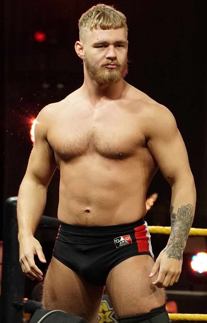 Tyler_Bate__6