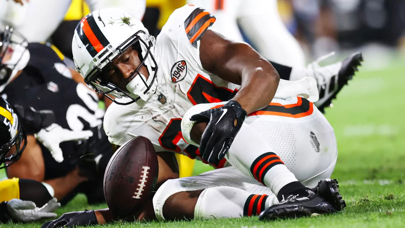 What Makes Nick Chubb So Good?
