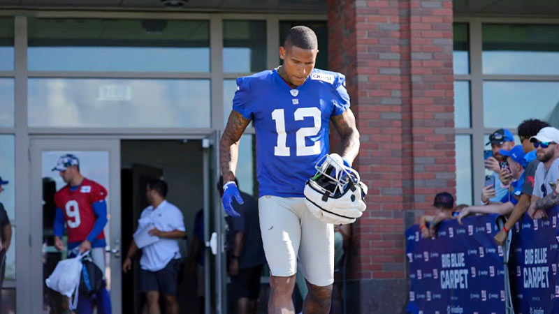 How Does Darren Waller’s Nationality Influence His Football Career?
