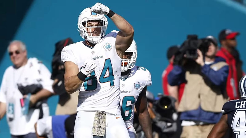 What Were Jordan Cameron’s Significant NFL Contracts?