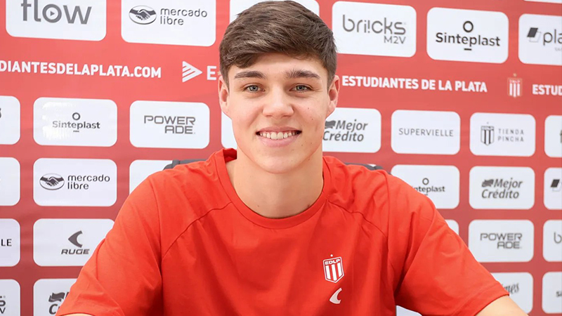 How Much Is Tomás Palacios Worth