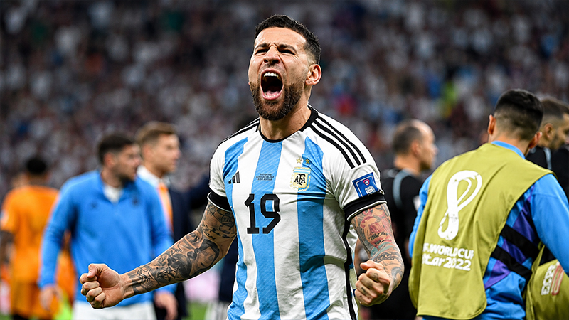 Nationality of Nicolás Otamendi