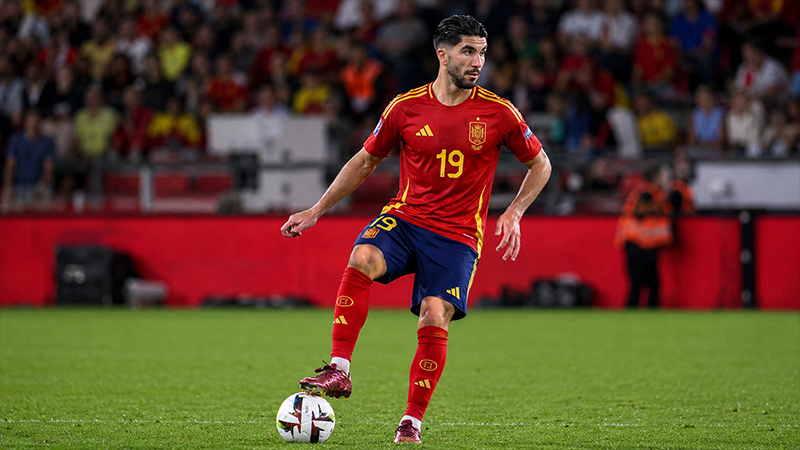 What Is the Carlos Soler Number History Through His Career