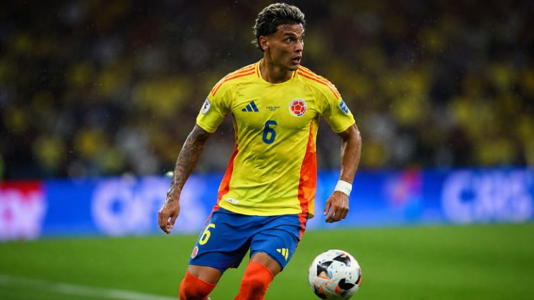 Richard Rios Suit Richard Ríos Stats: Complete Career & Performance Analysis - Metro League
